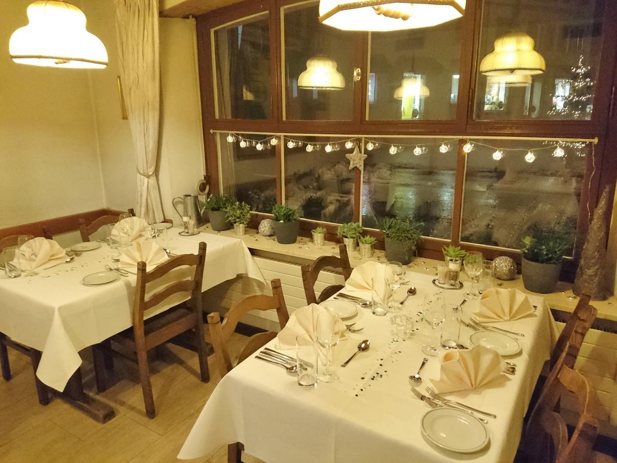 Gasthaus Zum Ochsen Neuhaus Luaran gambar